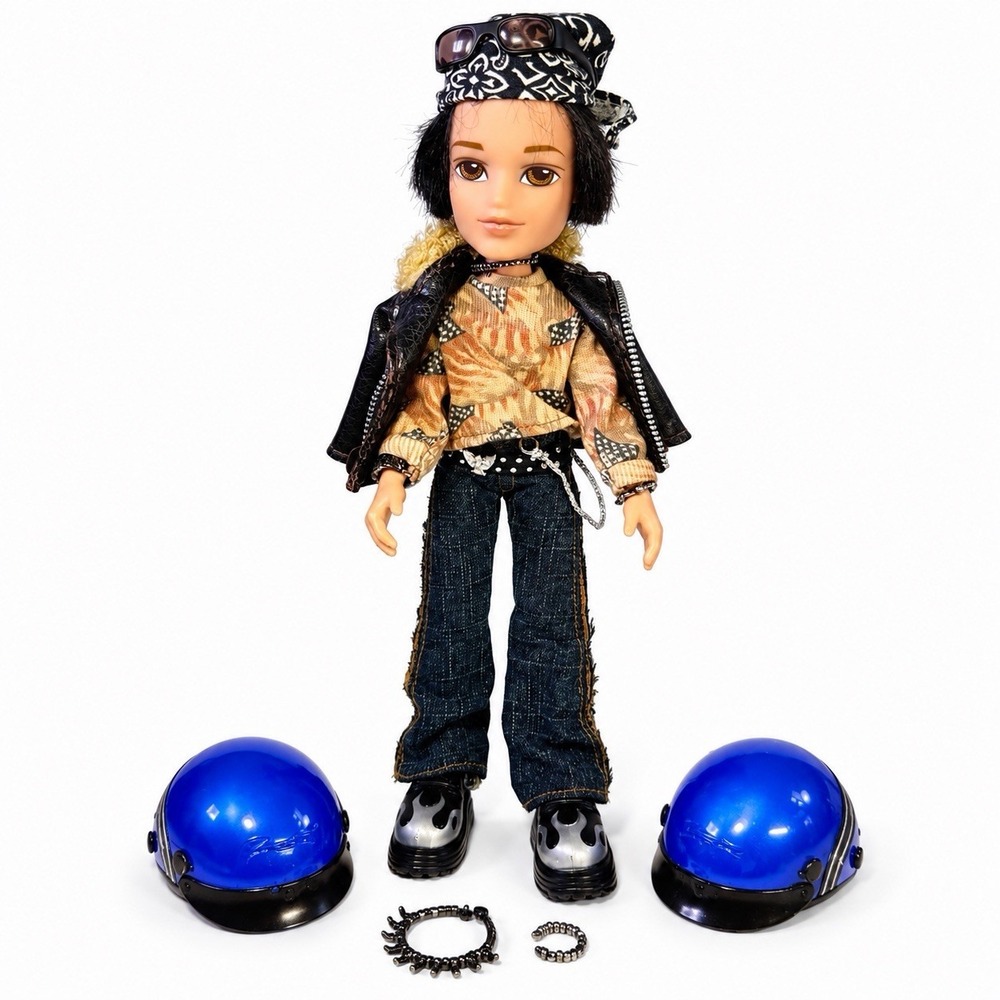 Bratz Boyz Motorcycle Style Cade Doll 2003 MGA 2 Helmets Outfit Accessories
